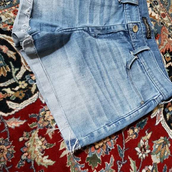 ⭐ABERCROMBIE & FITCH | Denim Shorts 27 - Picture 4 of 14